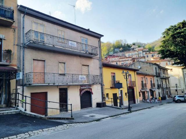 Villa Indipendente in vendita a Santa Paolina, Campania