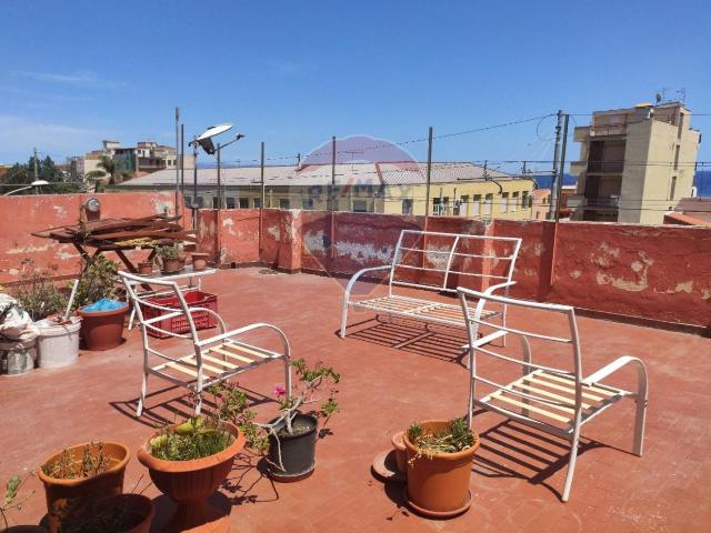 Villa Indipendente in vendita a Santa Teresa Di Riva, Sicilia