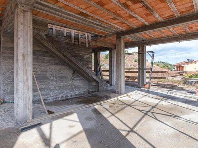 Villa Indipendente in vendita a Santa Teresa Di Riva, Sicilia