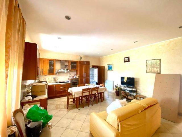 Villa Indipendente in vendita a Bucalo, Santa Teresa Di Riva