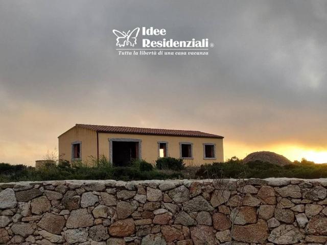 Villa Indipendente in vendita a Santa Teresa Gallura, Sardigna/Sardegna