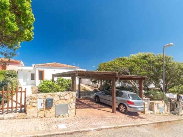 Villa Indipendente in vendita a Santa Teresa Gallura, Sardigna/Sardegna