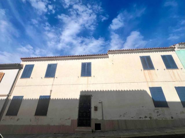 Villa Indipendente in vendita a Santa Teresa Gallura, Sardigna/Sardegna
