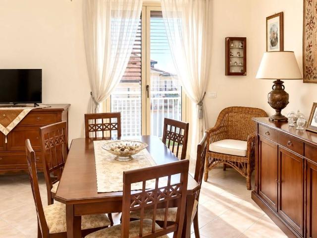 Villa Indipendente in vendita a Santa Venerina, Catania