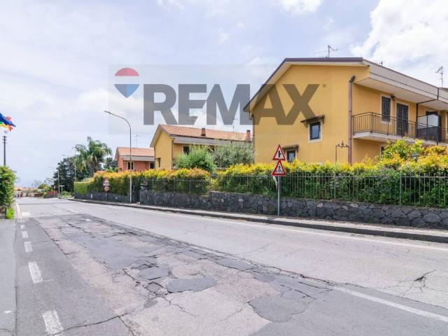 Villa Schiera in vendita a Santa Venerina, Sicilia