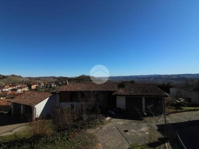 Villa Indipendente in vendita a Cinzano, Piemonte