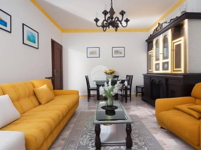 Villa Indipendente in vendita a Cinzano, Piemonte