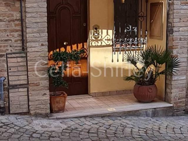 Villa Indipendente in vendita a Marche, Fermo