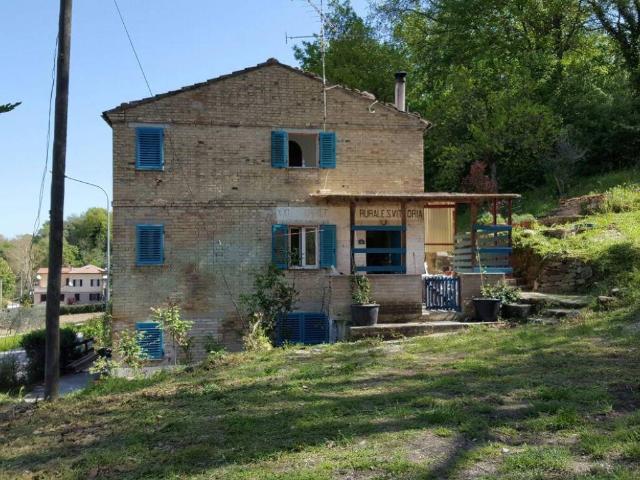 Villa Indipendente in vendita a Marche, Ascoli Piceno