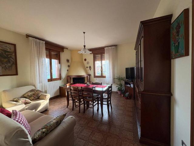Villa Indipendente in vendita a Unione Terre d'Acqua, Sant'agata Bolognese