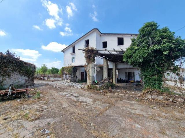 Villa Indipendente in vendita a Migliara - San Silvestro, Sant'Agata de' Goti