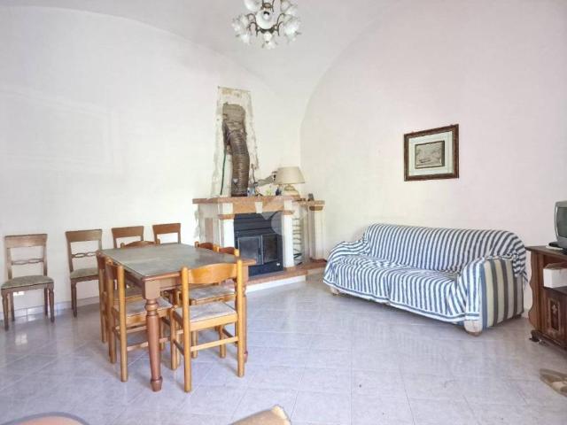 Villa Indipendente in vendita a Sant'agata De' Goti, Campania