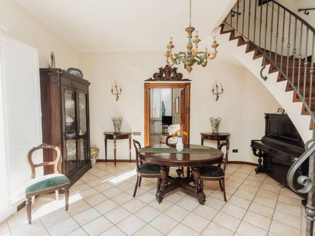 Villa Indipendente in vendita a Centro Storico, Sant'agata De' Goti