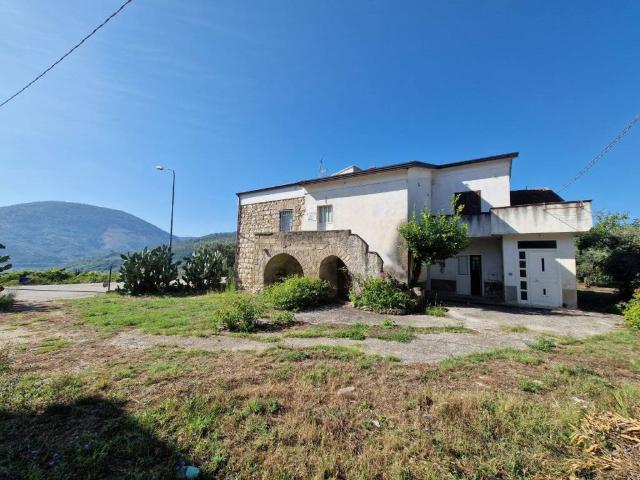 Villa Indipendente in vendita a Sant'agata De' Goti, Campania