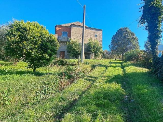 Villa Indipendente in vendita a Sant'agata De' Goti, Campania