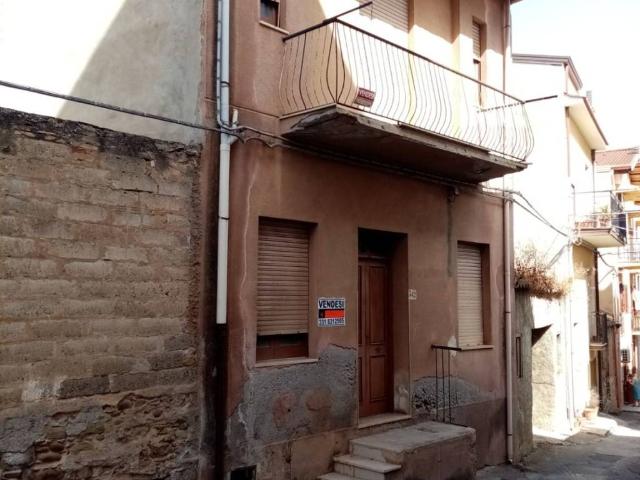 Villa Indipendente in vendita a Sant'agata Di Militello, Sicilia