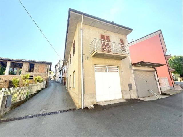 Villa Indipendente in vendita a Piemonte, Alessandria