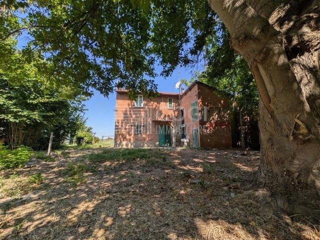 Villa Indipendente in vendita a Unione dei comuni della Bassa Romagna, Sant'agata Sul Santerno