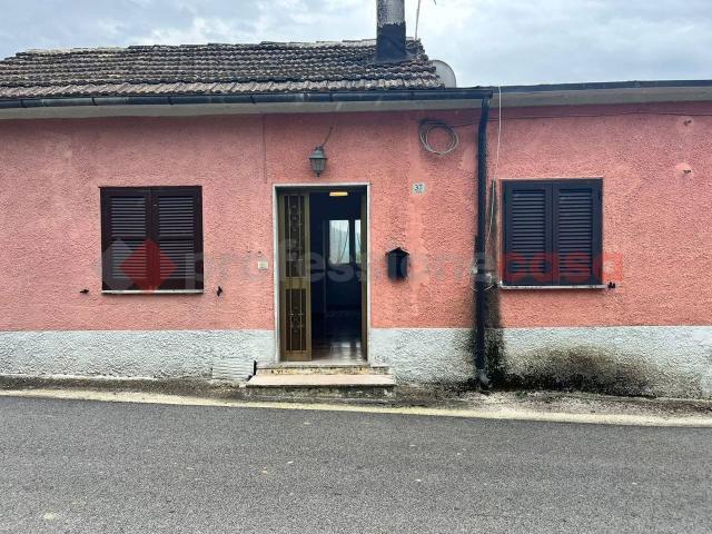 Villa Indipendente in vendita a Sant'ambrogio Sul, Lazio