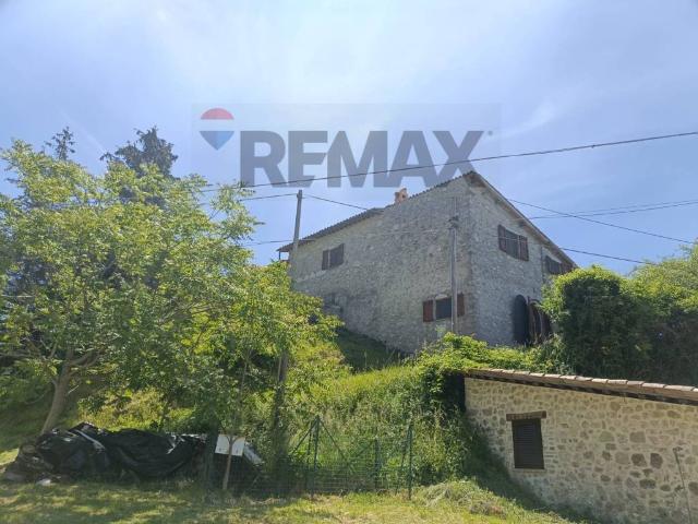 Villa Indipendente in vendita a Sant'anatolia Di Narco, Umbria