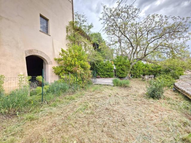Villa Indipendente in vendita a Sant'anatolia Di Narco, Umbria