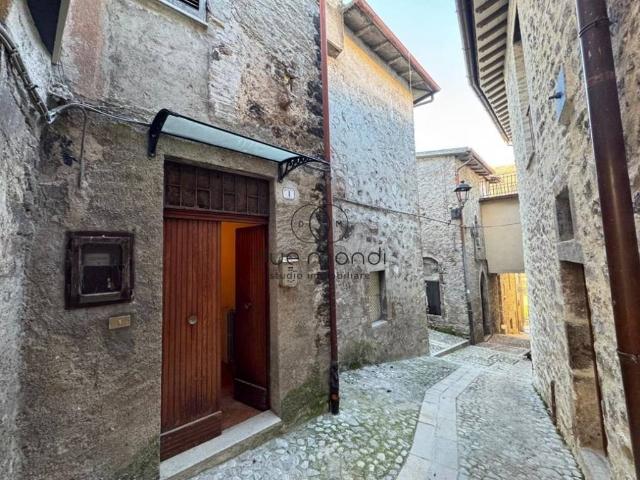 Villa Indipendente in vendita a Sant'anatolia Di Narco, Umbria