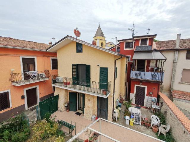 Villa Indipendente in vendita a Pastene, Sant'Angelo a Cupolo