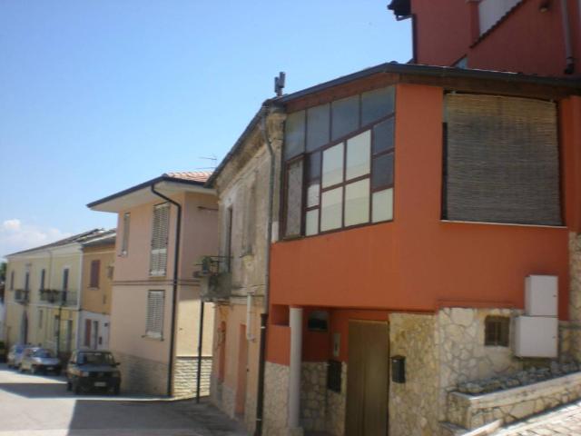 Villa Indipendente in vendita a Sant'angelo A Cupolo, Campania