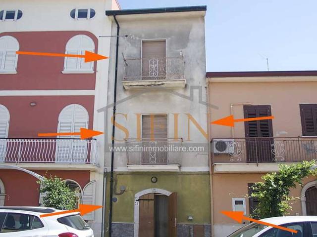 Villa Indipendente in vendita a Sant'angelo All'esca, Campania