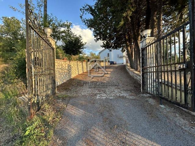 Villa Indipendente in vendita a Rocca San Felice, Campania