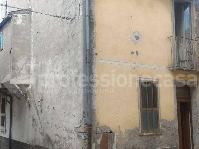 Villa Indipendente in vendita a Sant'Angelo del Pesco, Isernia