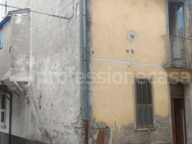 Villa Indipendente in vendita a Sant'Angelo del Pesco, Isernia
