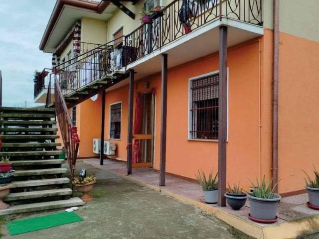 Villa Indipendente in vendita a Sant'Angelo di Piove di Sacco, Padova