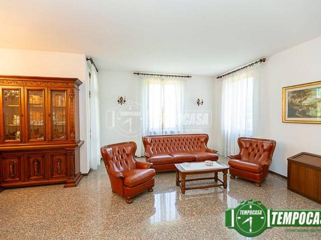 Villa Indipendente in vendita a Sant'angelo Lodigiano, Lombardia