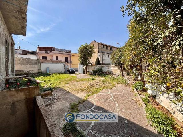 Villa Indipendente in vendita a Sant'antimo, Campania