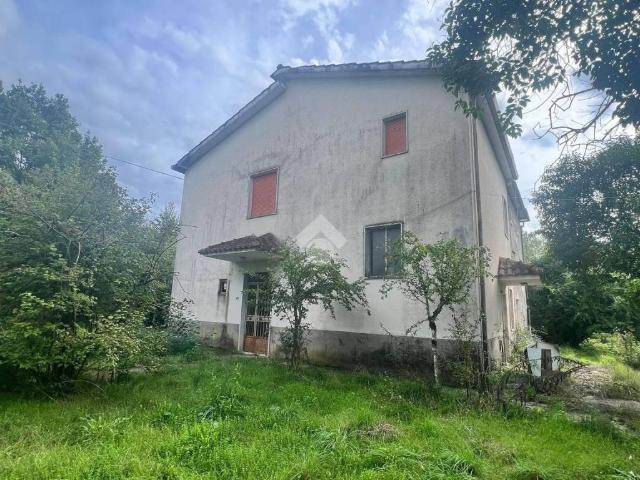 Villa Indipendente in vendita a Sant'apollinare, Lazio