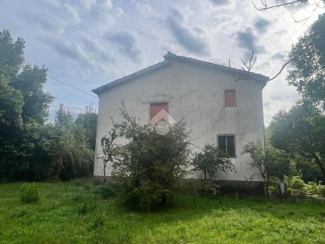 Villa Indipendente in vendita a Sant'apollinare, Lazio