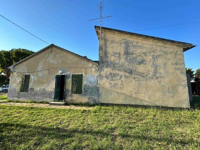 Villa Indipendente in vendita a Unione di comuni Valmarecchia, Santarcangelo Di