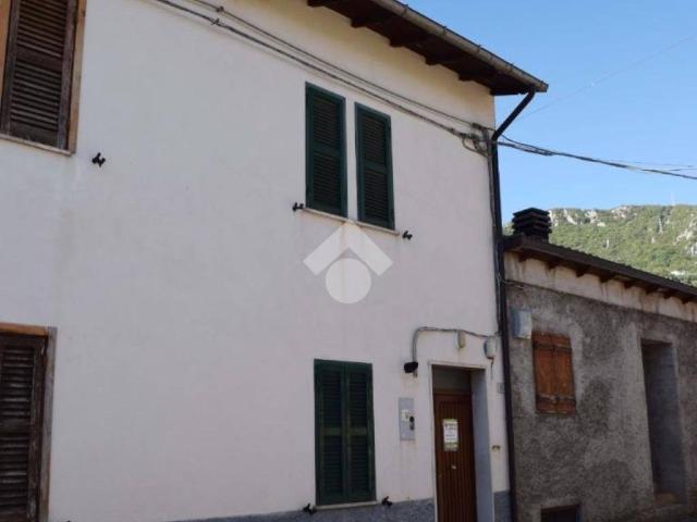 Villa Indipendente in vendita a Sante Marie, L'Aquila