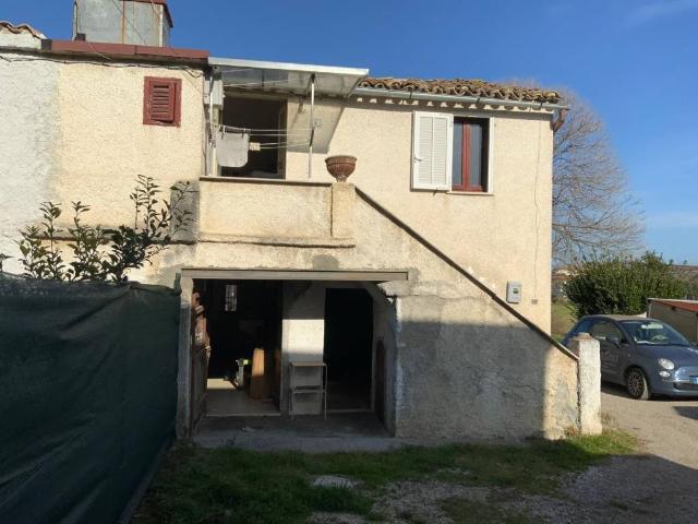 Villa Indipendente in vendita a Unione dei Comuni della Val Vibrata, Sant'egidioalla Vibrata