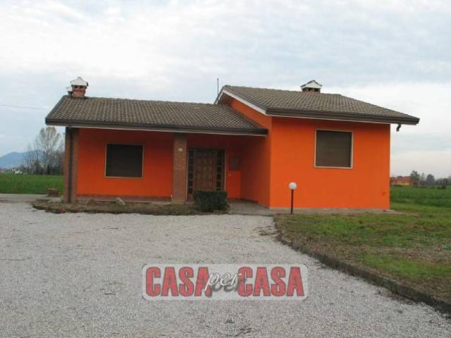Villa Indipendente in vendita a Sant'elena, Veneto