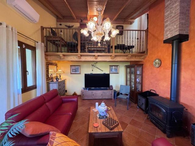 Villa Indipendente in vendita a Sant'elena, Veneto