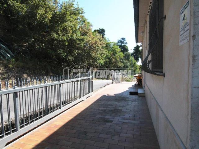 Villa Indipendente in vendita a Marche, Fermo