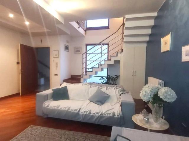 Villa Indipendente in vendita a Marche, Fermo