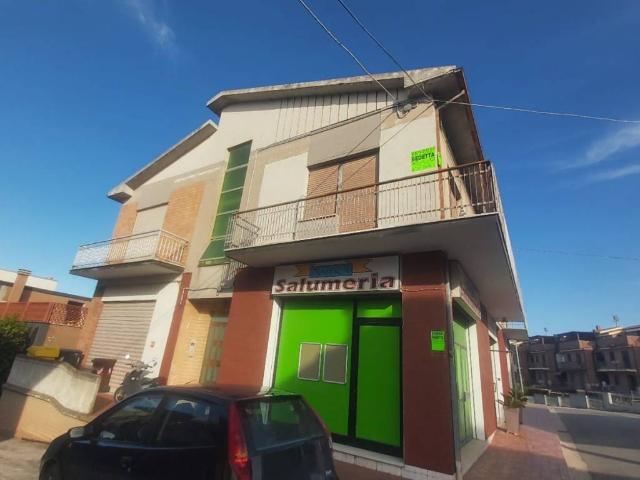 Villa Indipendente in vendita a Marche, Fermo