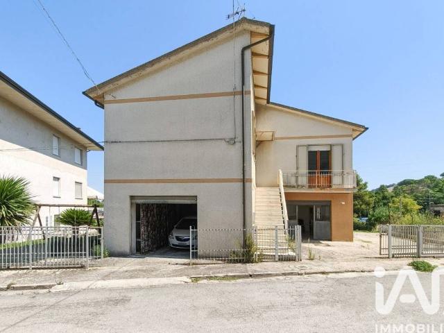 Villa Indipendente in vendita a Marche, Fermo