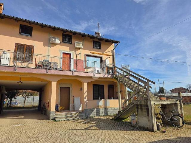 Villa Indipendente in vendita a Tetti Giro, Piemonte