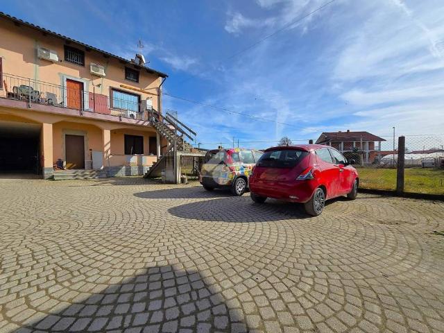 Villa Indipendente in vendita a Tetti Giro, Piemonte
