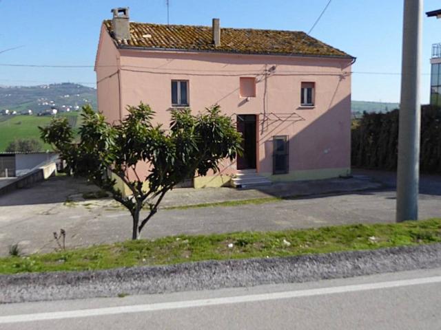 Villa Indipendente in vendita a Sant'eusanio Del Sangro, Abruzzo