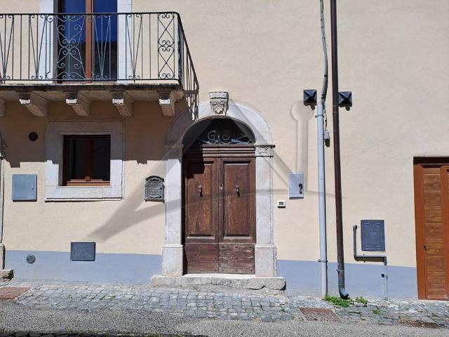 Villa Indipendente in vendita a Sant'eusanio Forconese, Abruzzo